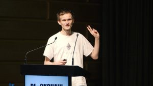 Saint Buterin Du Genesis Block annonçant son miracle de multiplier par deux vos possessions