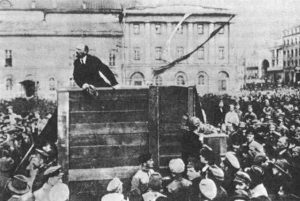 Photo censurée par Staline, Trotsky a disparu. Si le Parti Bolchevique avait utilisé la chaîne de blocs, cela ne serait pas arrivé.